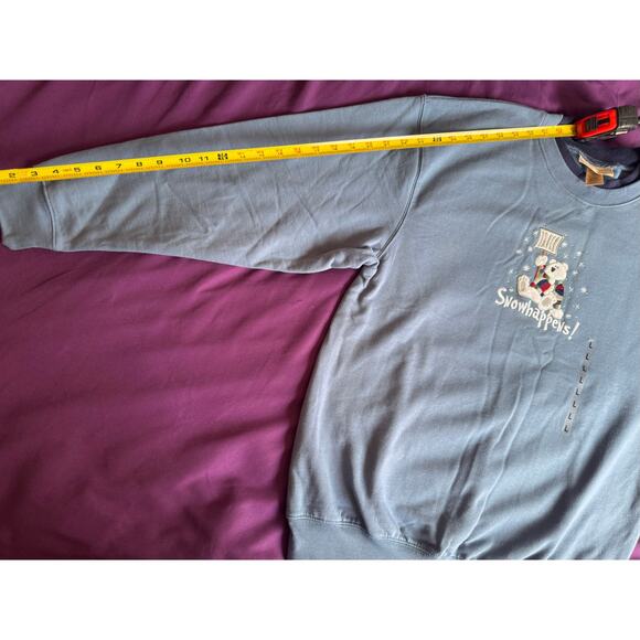 Snowhappens! Cute Blue Winter Crewneck Holiday Sweater Women Large w/ Polarbear - Picture 6 of 7